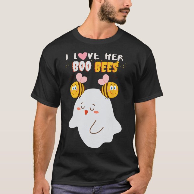 I Love Her Boo Bees Funny Halloween Couple Husnd B T-Shirt (Front)