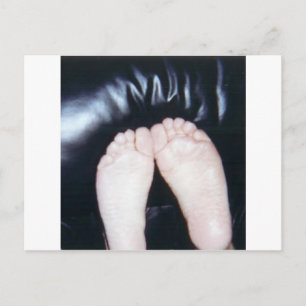 I LOVE HER FEET POSTCARD