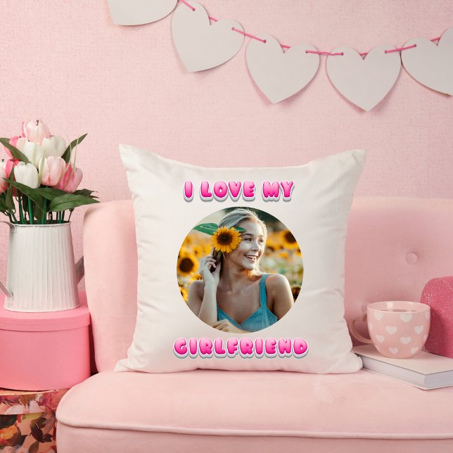 I love my girlfriend bubble valentines day gift throw pillow (Creator Uploaded)