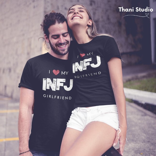 I Love My Girlfriend Personality Traits Valentine T-Shirt (Creator Uploaded)