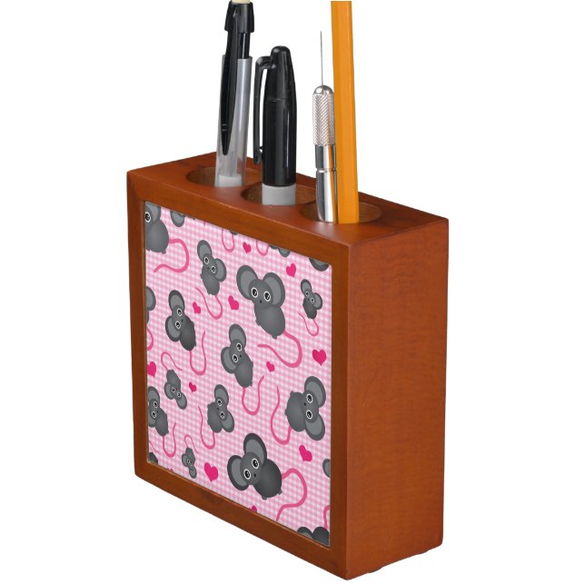I love my mouse pattern in pink pencil holder (In Situ)