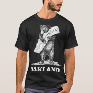 I Love Oakland California Bear Hugging California T-Shirt