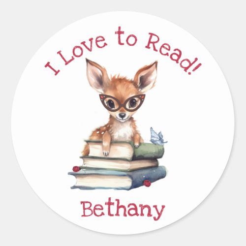 I Love to Read with Cute Fawn Classic Round Sticker
