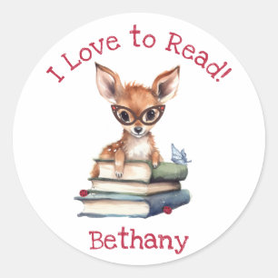 I Love to Read with Cute Fawn Classic Round Sticker