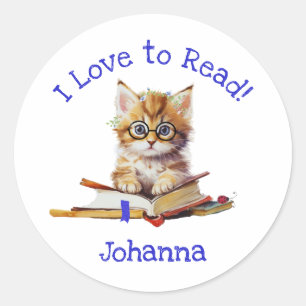 I Love to Read with Cute Kitten Classic Round Sticker