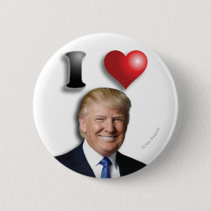 I LOVE TRUMP Happy Smiling President Button