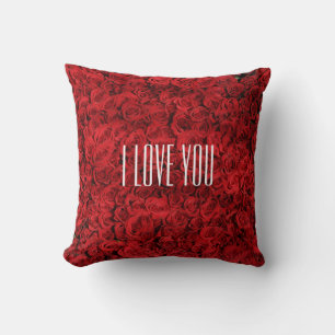 I Love You on a Bed of Roses Design Throw Pillow