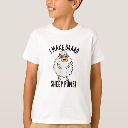 I Make Bad Sheep Puns Funny Animal Pun  T_Shirt