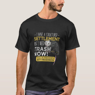 I Need Trash Now Opossum Animal Scream Possum Humo T-Shirt