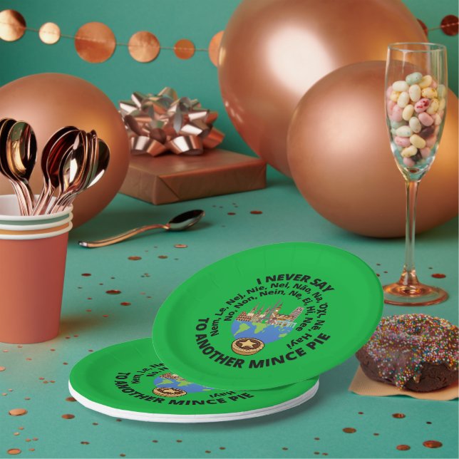 I Never Say No... To Another Mince Pie (Green) Paper Plates (Multi)