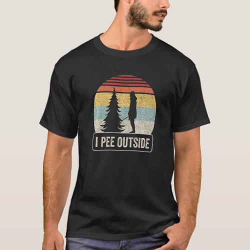 I Pee Outside Vintage Retro I Love Peeing Outside  T_Shirt