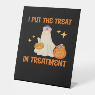 I Put Treat In Treatment Retro Funny Nurse Doctor Pedestal Sign