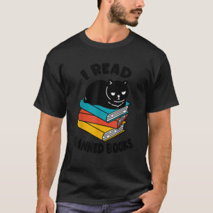 I Read Banned Books Black Cat Reader Bookworm Wome T-Shirt