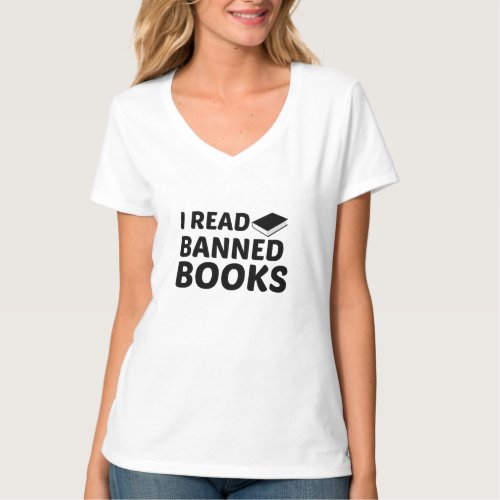 I READ BANNED BOOKS T_Shirt