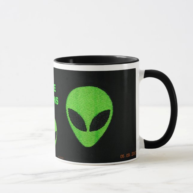 I SEE ALIENS MUG (Right)