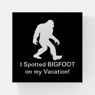 I Spotted BIGFOOT on my Vacation! Paperweight