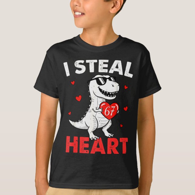 I Steal Hearts 67 Valentines For Boys Girls Kids W T-Shirt (Front)