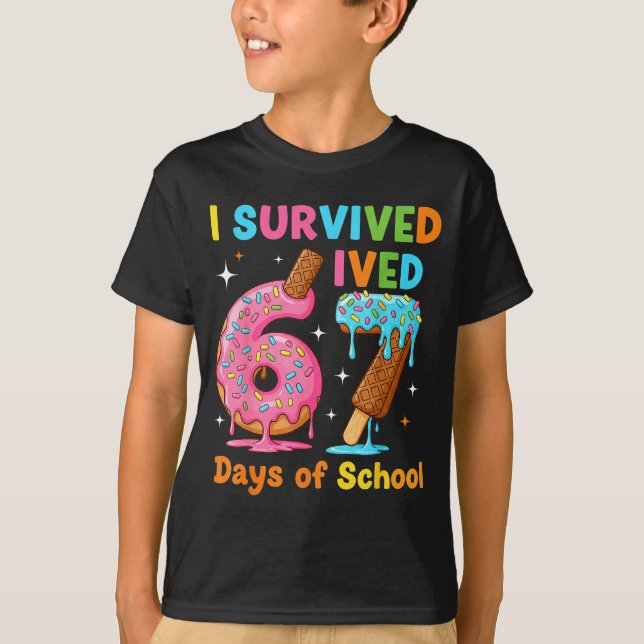 I Survived 67 Days Of School Funny Meme Teacher St T-Shirt (Front)