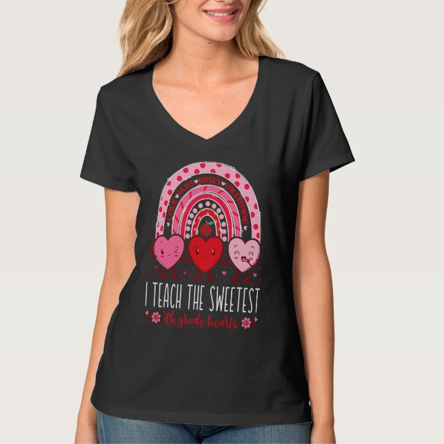 I Teach The Sweetest 8th Grade Hearts Teachers Val T-Shirt (Front)