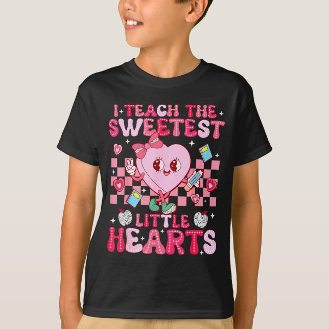 I Teach The Sweetest Little Heart Teacher Valentin T-Shirt (Front)