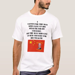 I VOTED FOR THE MAN FLEECE BLANKET T-Shirt