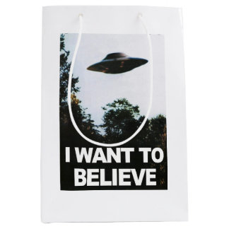 I want to believe medium gift bag