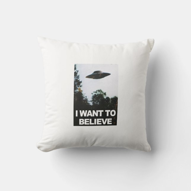 I want to believe throw pillow (Front)