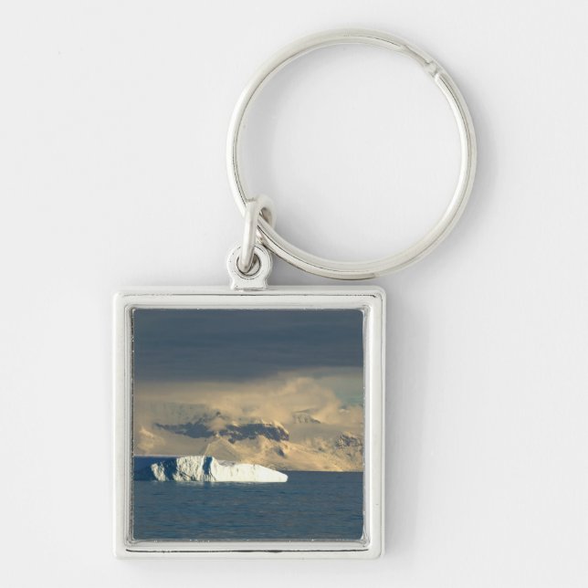 Ice Berg in the starts of the Drake Passage just Keychain (Front)