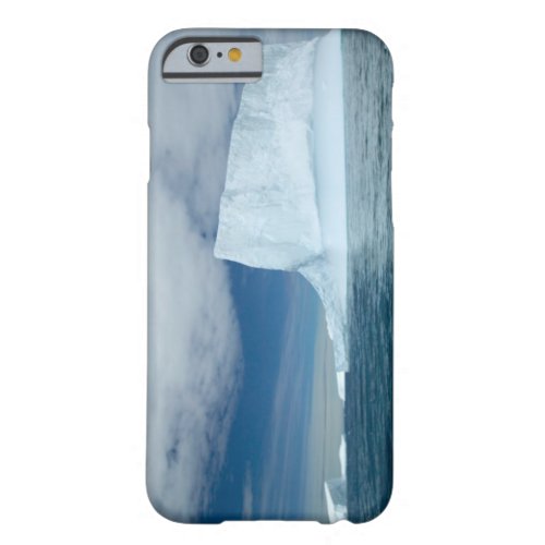 Ice Bergs off of the southern tip of South 2 Barely There iPhone 6 Case