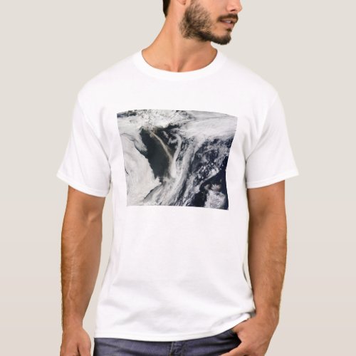 Icelands Eyjafjallajkull volcano T_Shirt