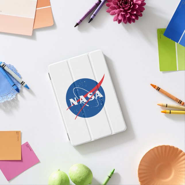 Iconic NASA Apple 9.5” iPad Smart Cover (In Situ)