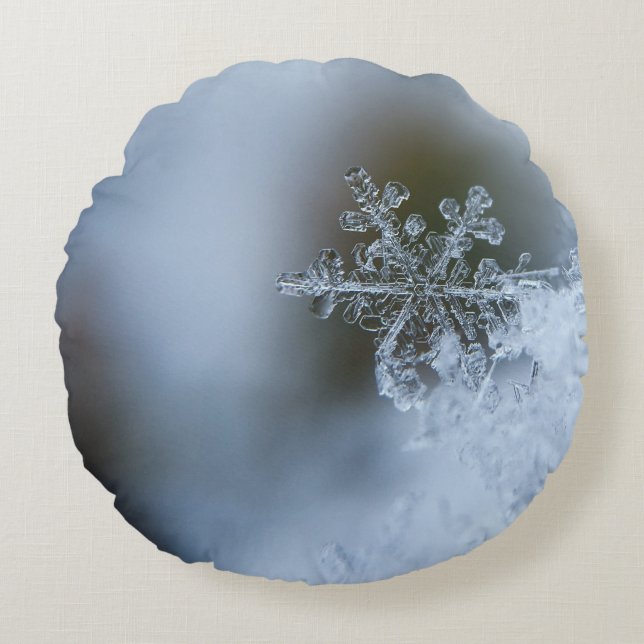 Icy Snowflake Round Pillow (Front)