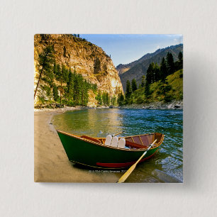 IDAHO, Fishing boat on a sandy beach in the Button
