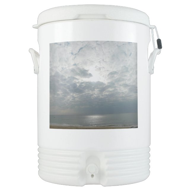Igloo Half Gallon Beverage Cooler (Front)