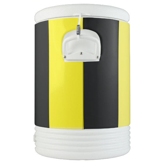 Igloo Half Gallon Beverage Cooler (Right)