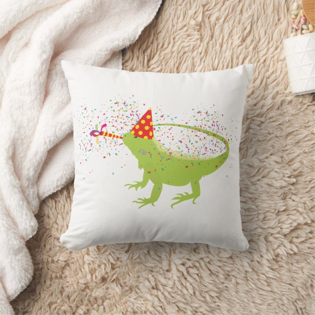 Iguana Lizard Partying Animals Having a Party   Throw Pillow (Blanket)