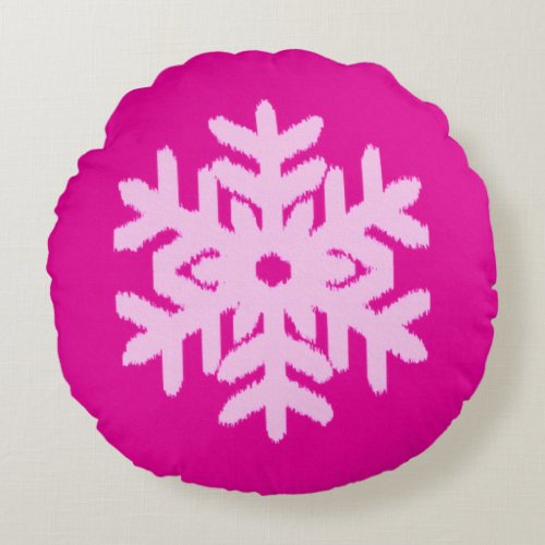 Ikat Snowflake _ Fuchsia and ice pink Round Pillow