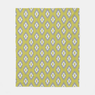 Ikat vintage pattern fleece blanket