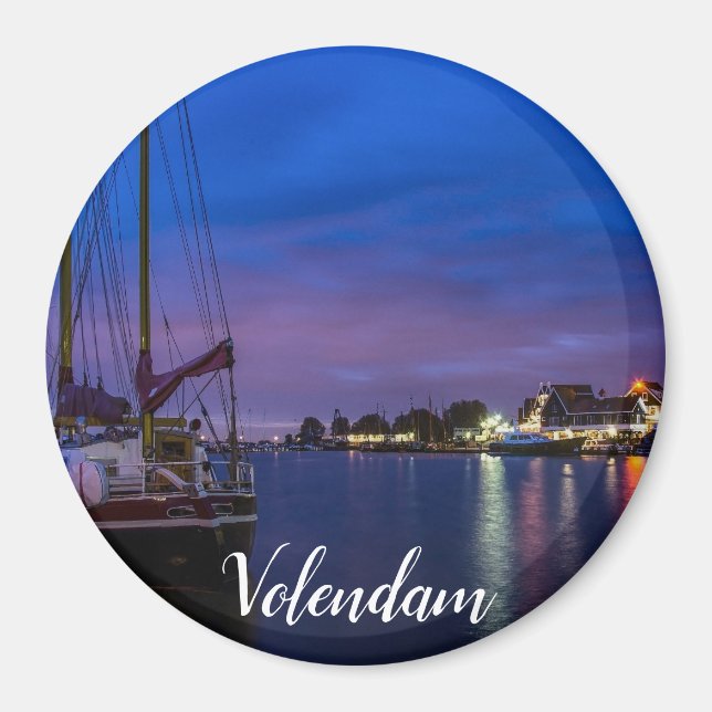 Illuminated Volendam harbor at night Magnet (Front)