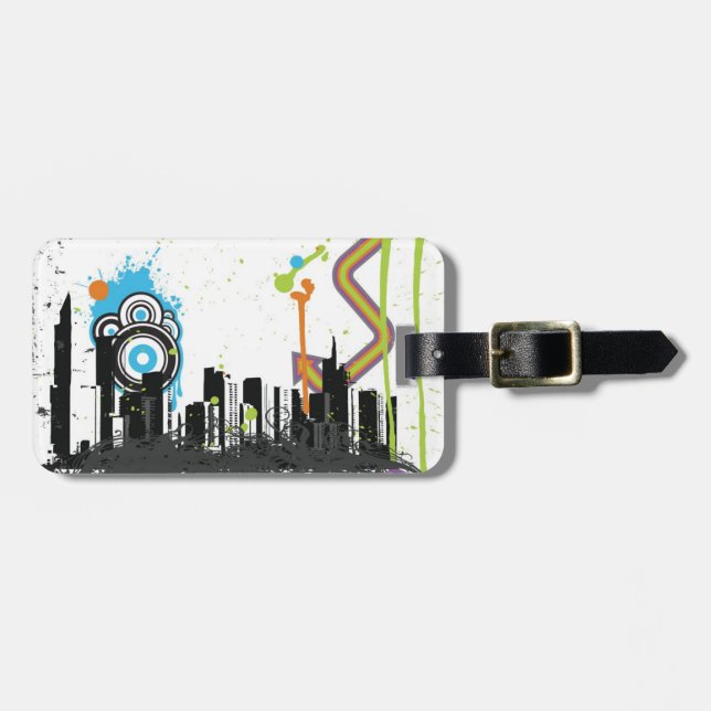 Illustration of a grungy cityscape luggage tag (Front Horizontal)