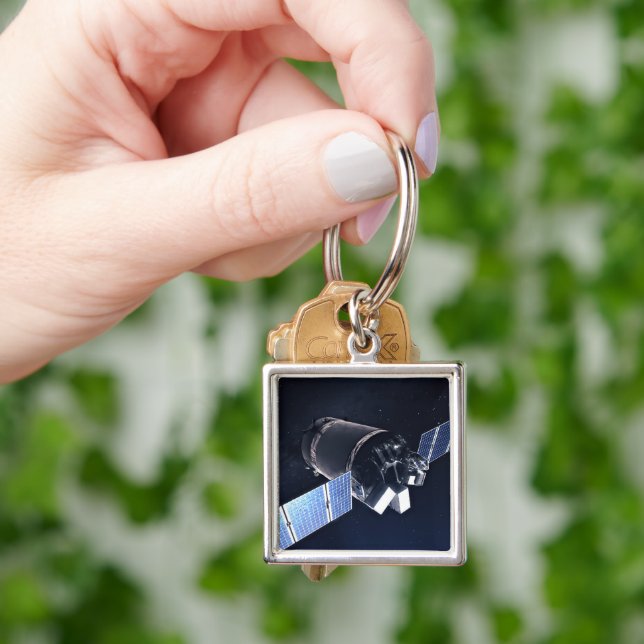 Illustration Of The Dragon Xl Spacecraft. Keychain (Hand)