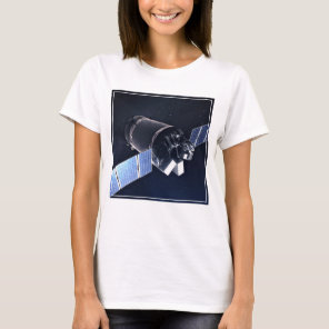 Illustration Of The Dragon Xl Spacecraft. T-Shirt