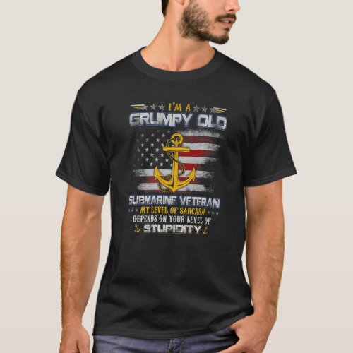 Im A Grumpy Old Submarine Veteran Submariner Flag T_Shirt