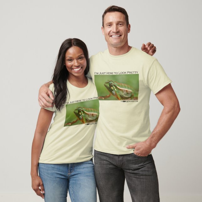 I'm just here to look pretty - chameleon 2 T-Shirt (Unisex)