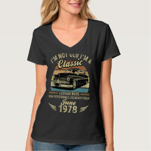 I'm Not Old I'm A Classic Born In June 1978 Car Bi T-Shirt