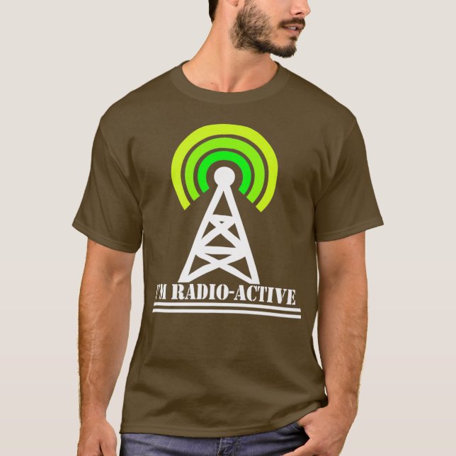 Im Radio-Active With Tower Antenna Funny Ham Men T-Shirt (Front)