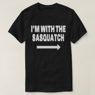 I'm With sasquatch Matching Costume Halloween T-Shirt