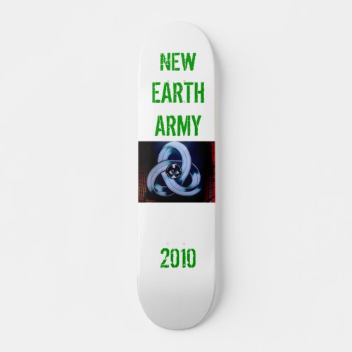 IMG_0017 NEW EARTH ARMY2010 SKATEBOARD DECK