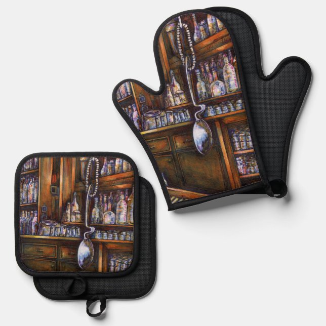 Implicitly Understood Oven Mitt & Pot Holder Set (Front/Back)
