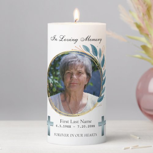 In Loving Memory _  Blue Floral Wreath Pillar Candle